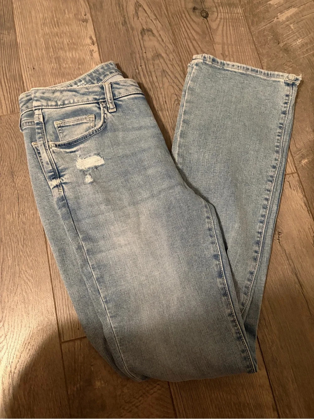 SoNoma Light Wash girlfriend Jeans - Picture 3 of 3